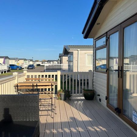 Camber Sands Seascape Horizon Decked Villa Dog Friendly 外观 照片